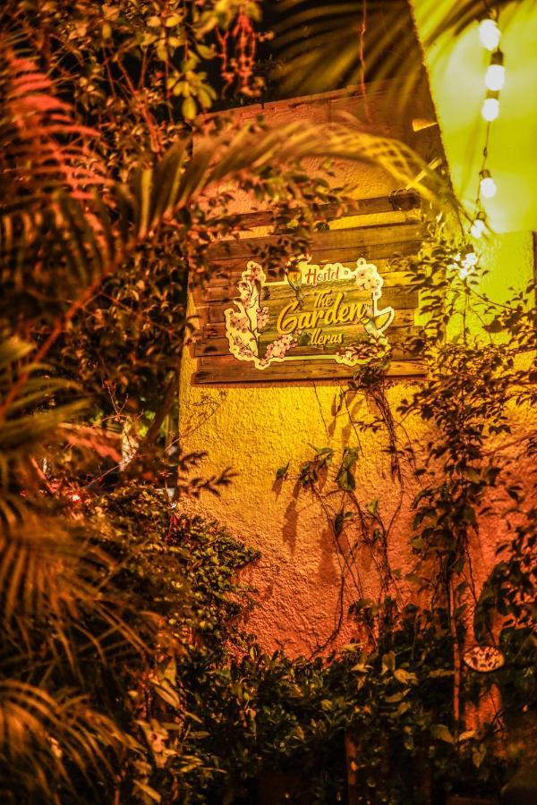 Hotel The Garden Lleras 10 Medellín Exterior foto